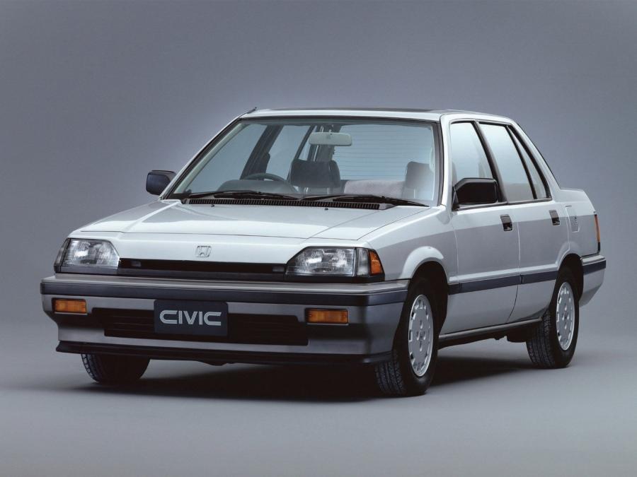  Honda Civic Sedan 1983 года  (фото 7 из 9)